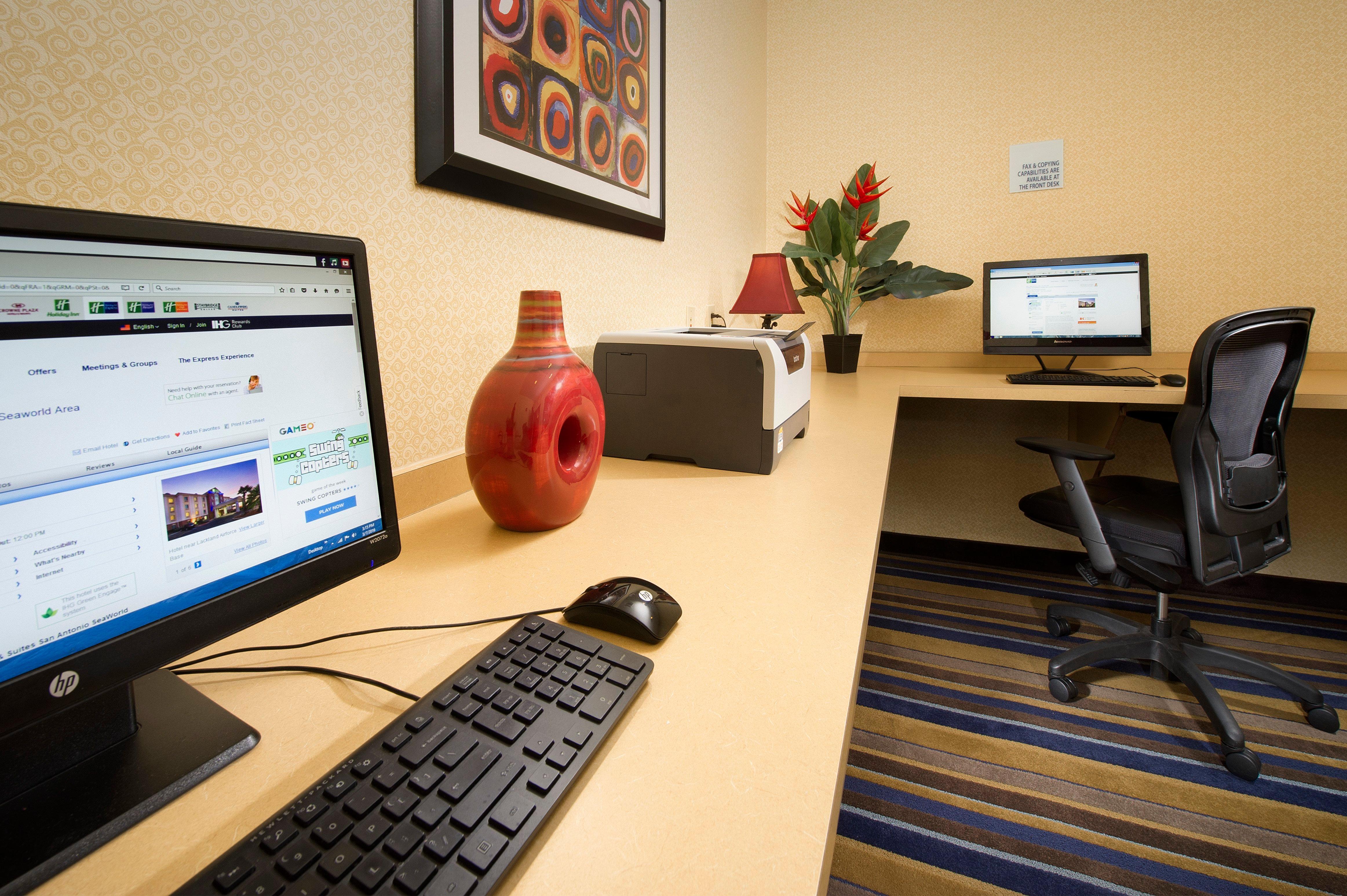 Holiday Inn Express & Suites San Antonio West Sea World Area By Ihg Eksteriør billede