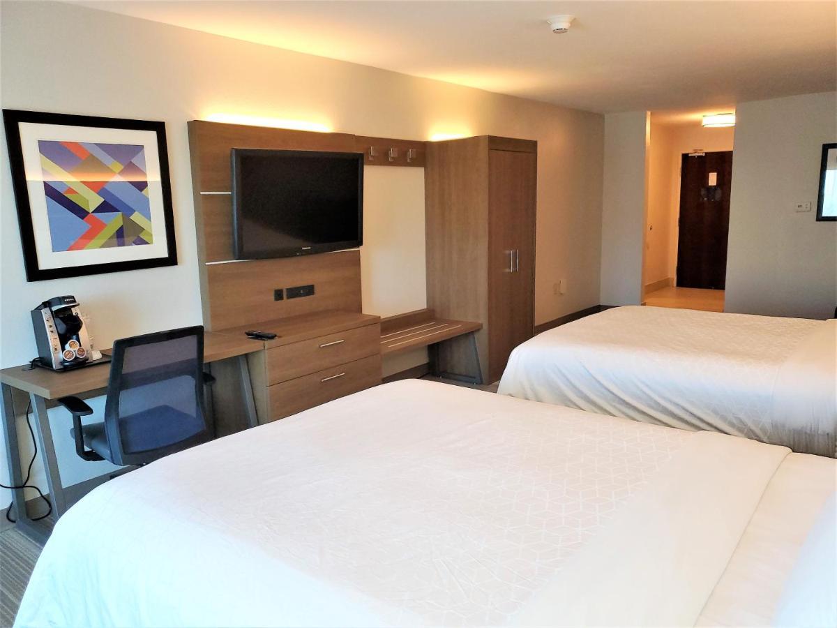 Holiday Inn Express & Suites San Antonio West Sea World Area By Ihg Eksteriør billede