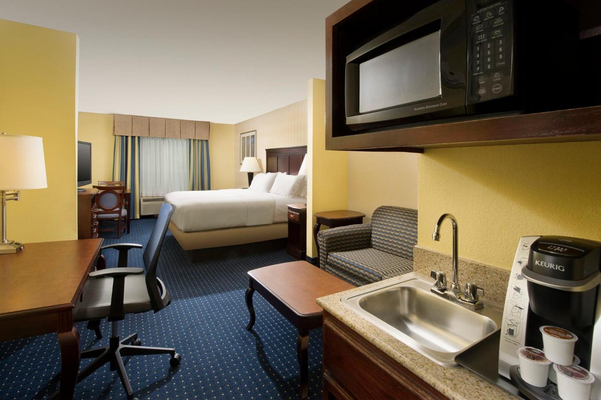 Holiday Inn Express & Suites San Antonio West Sea World Area By Ihg Eksteriør billede