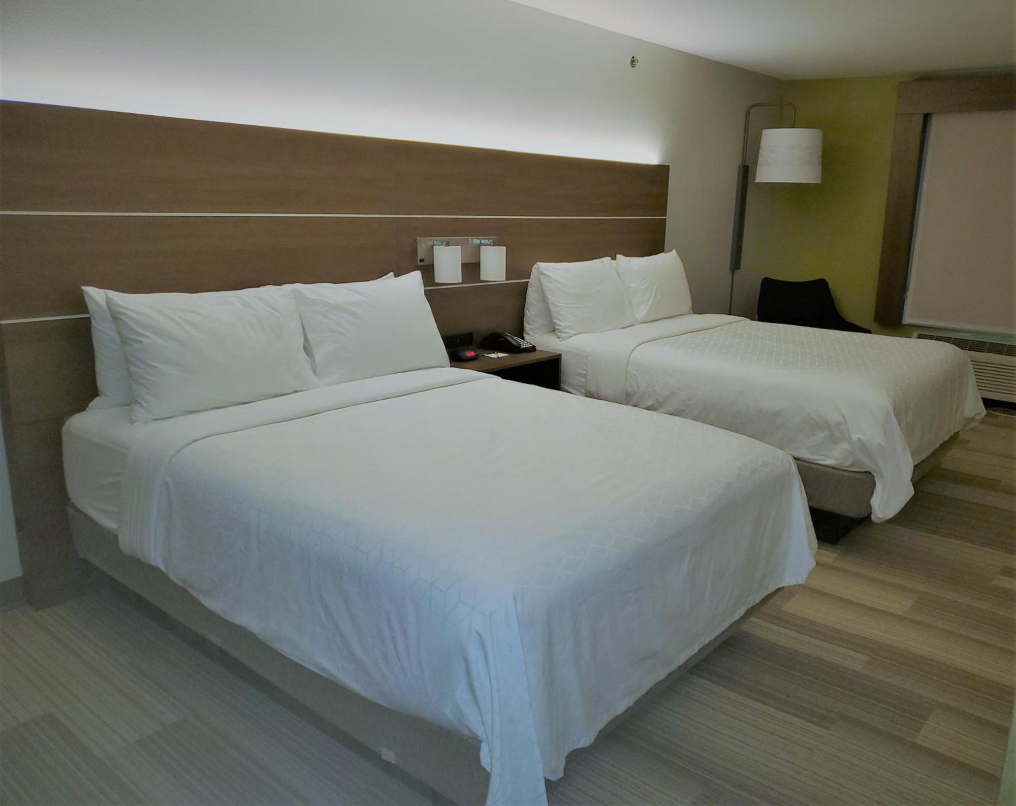 Holiday Inn Express & Suites San Antonio West Sea World Area By Ihg Eksteriør billede