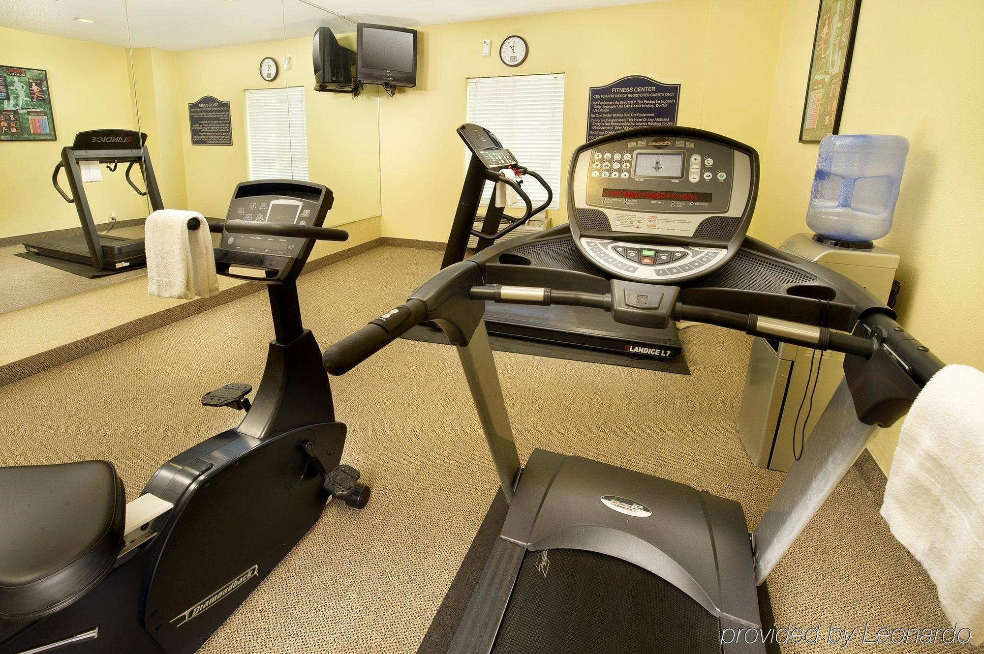 Holiday Inn Express & Suites San Antonio West Sea World Area By Ihg Eksteriør billede