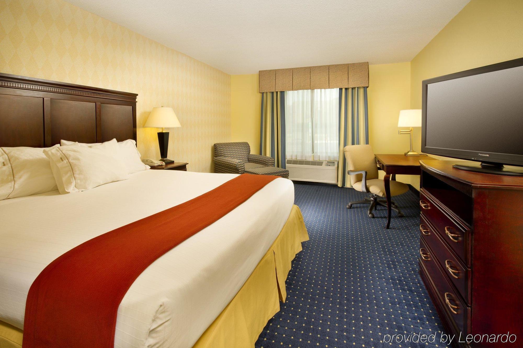 Holiday Inn Express & Suites San Antonio West Sea World Area By Ihg Eksteriør billede