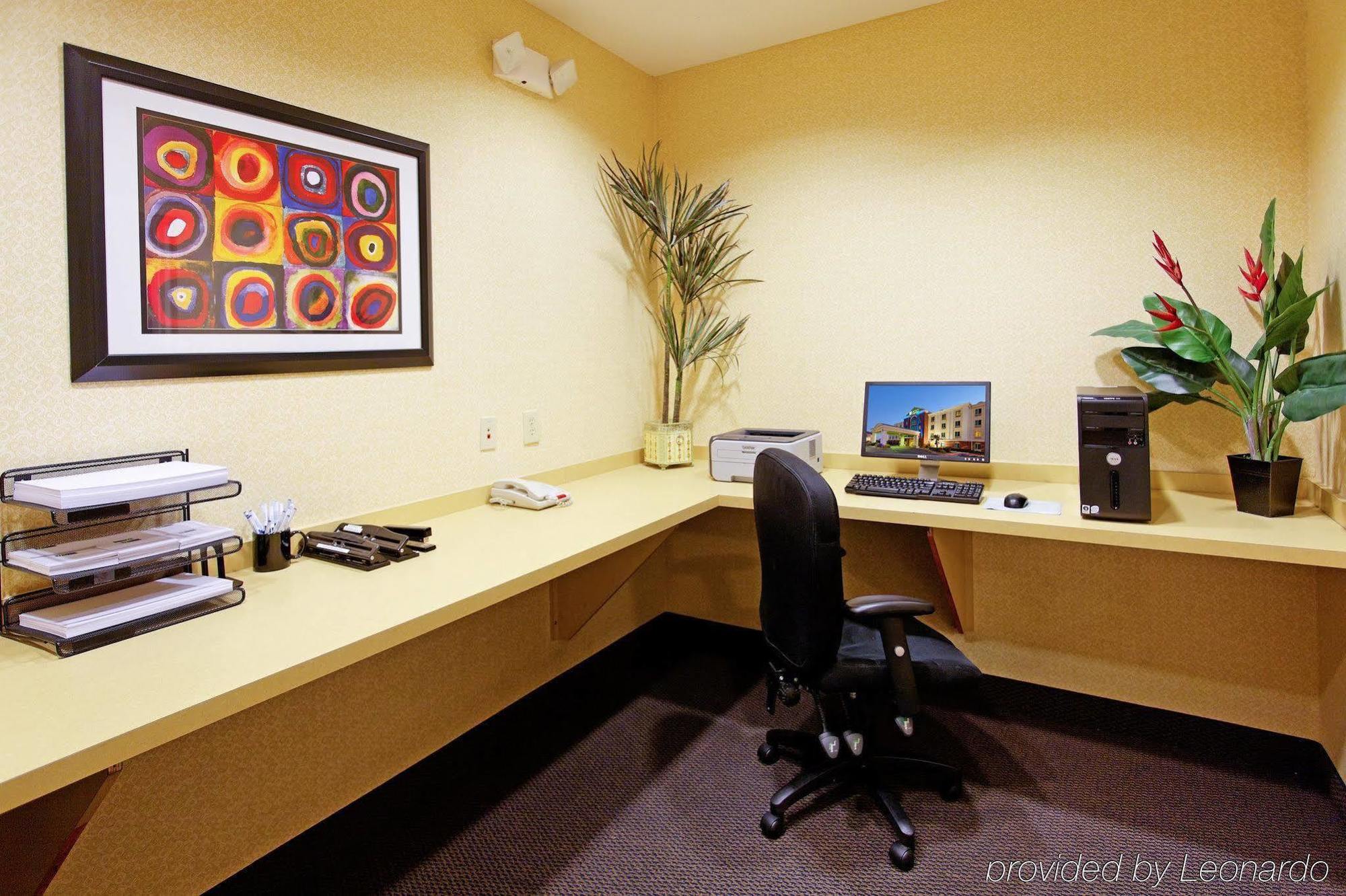 Holiday Inn Express & Suites San Antonio West Sea World Area By Ihg Faciliteter billede